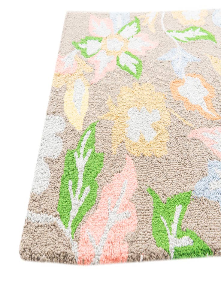 Detail image of  3' x 5' Agra Rug