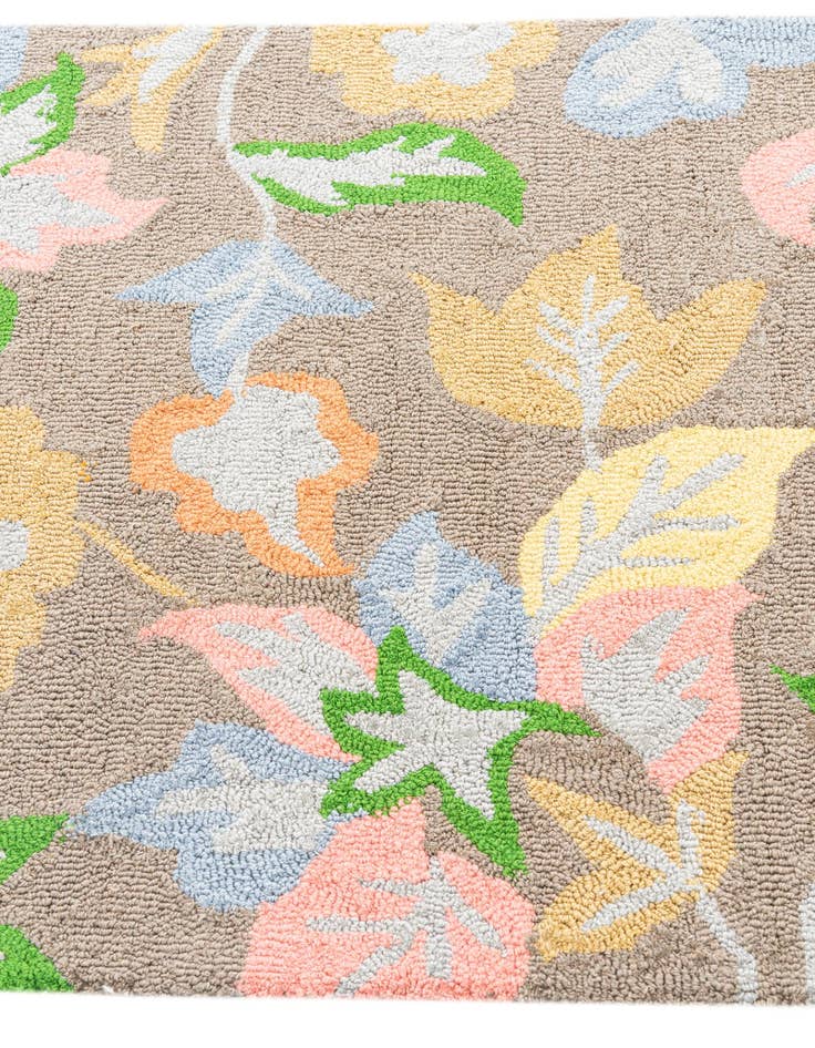 Detail image of  3' x 5' Agra Rug