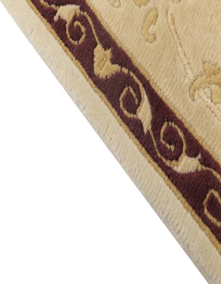 Detail image of  6' 8 x 9' 10  Hand Knotted Darya Wool Rug