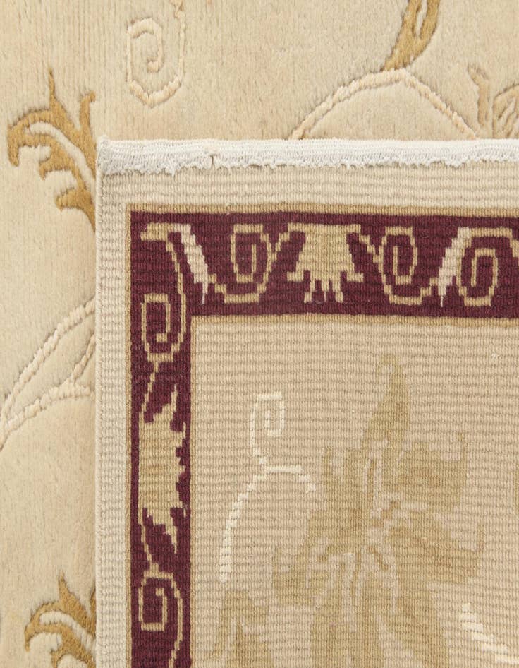 Detail image of  6' 8 x 9' 10  Hand Knotted Darya Wool Rug