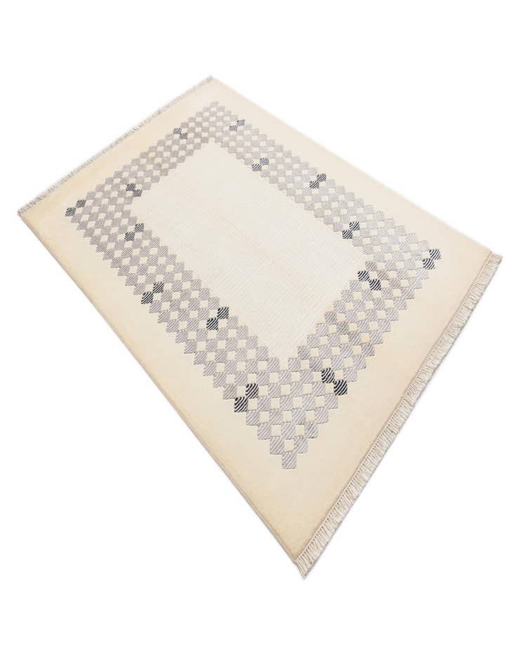 Detail image of  4' 10 x 6' 7  Hand Knotted Darya Wool Rug