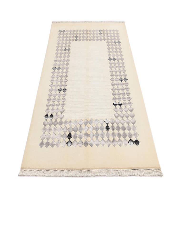 Detail image of  4' 10 x 6' 7  Hand Knotted Darya Wool Rug