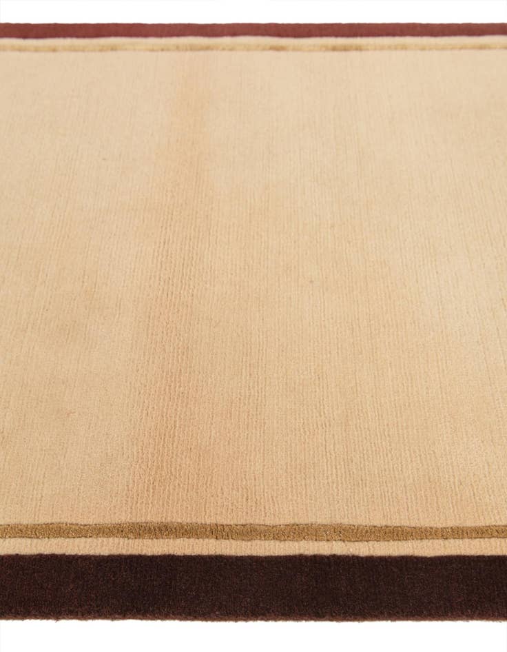 Detail image of  2' 11 x 4' 11  Hand Knotted Darya Wool Rug