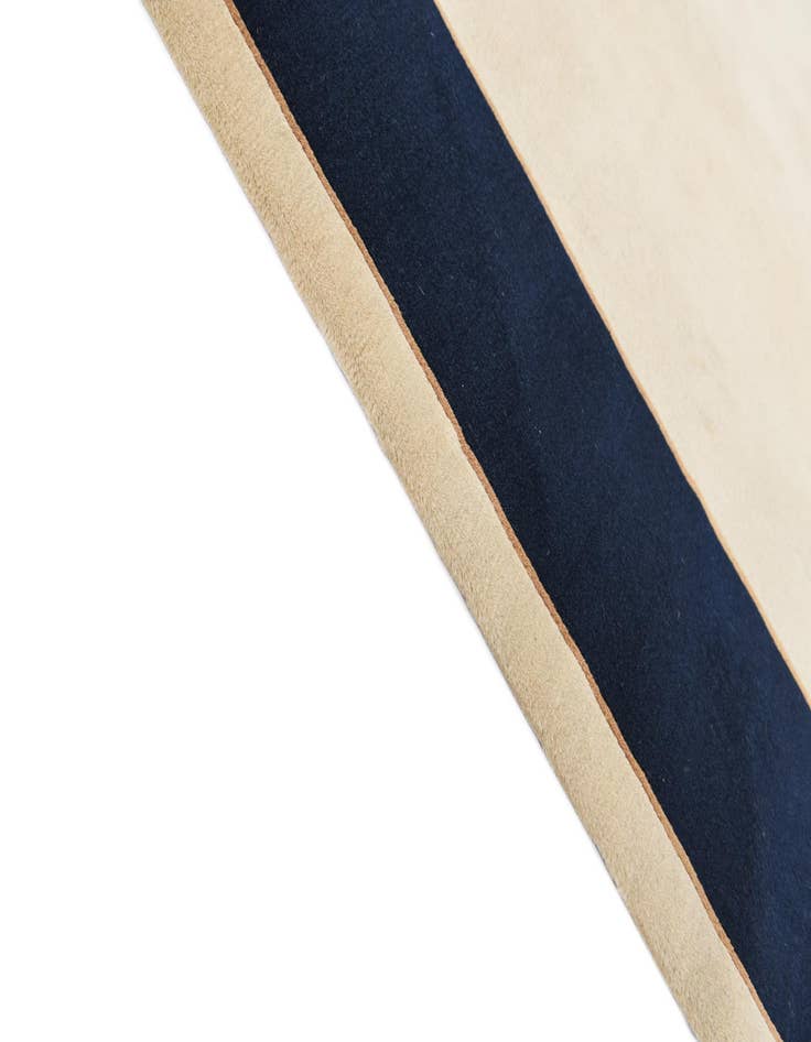 Detail image of  5' 6 x 8' 1  Hand Knotted Darya Wool Rug