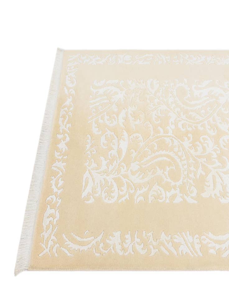 Detail image of  3' 11 x 5' 11  Hand Knotted Darya Wool Rug