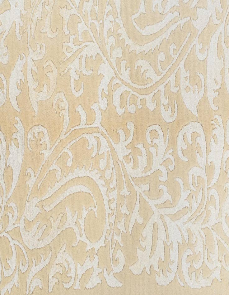 Detail image of  3' 11 x 5' 11  Hand Knotted Darya Wool Rug