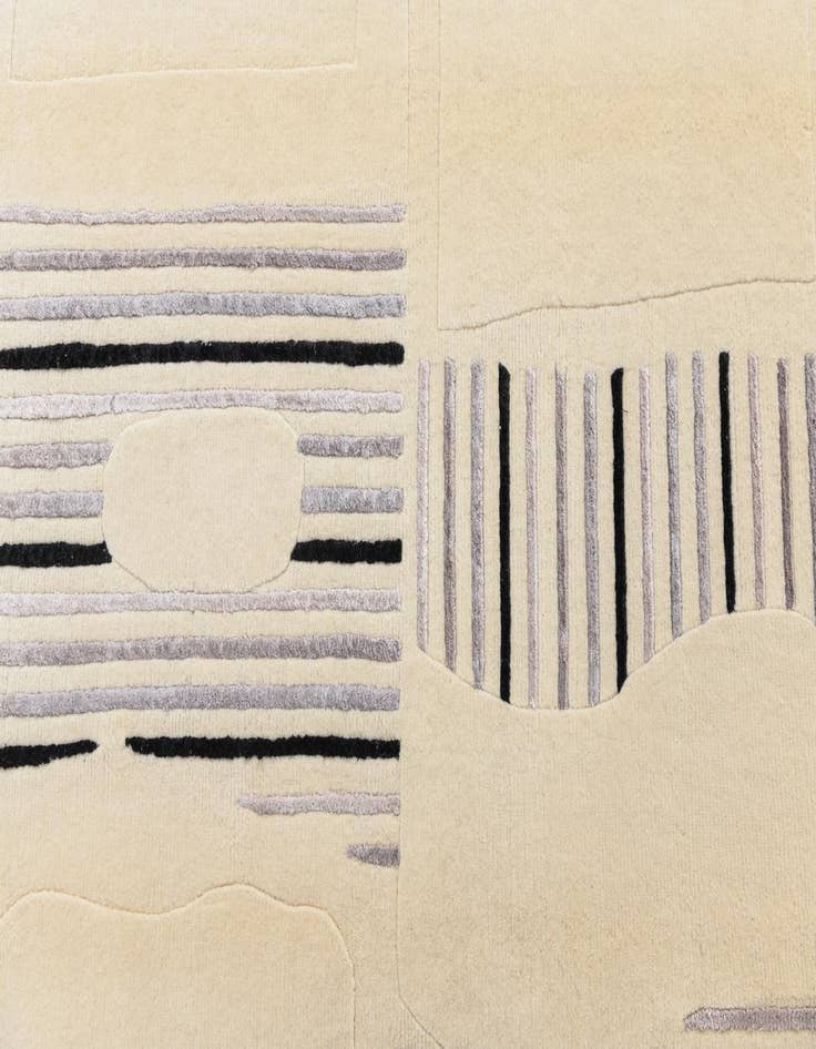 Detail image of  5' 7 x 8' 2  Hand Knotted Darya Wool Rug