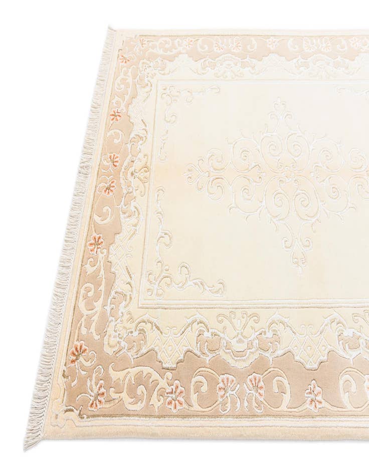 Detail image of  5' 1 x 6' 8  Hand Knotted Darya Wool Rug