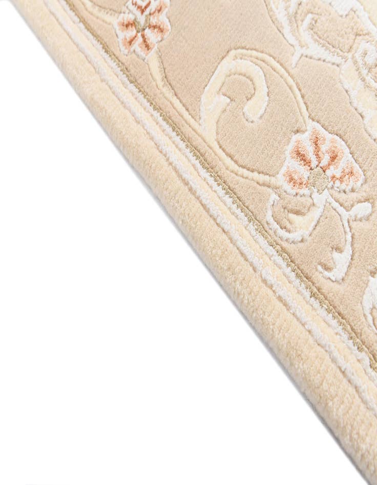 Detail image of  5' 1 x 6' 8  Hand Knotted Darya Wool Rug