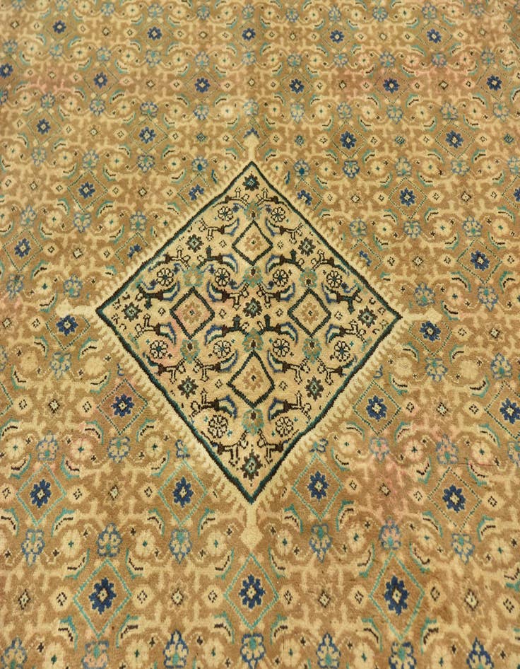 Detail image of  10' x 13' 5  Hand Knotted Farahan Persian Wool Rug