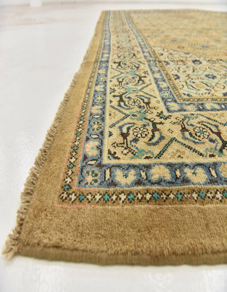 Detail image of  10' x 13' 5  Hand Knotted Farahan Persian Wool Rug