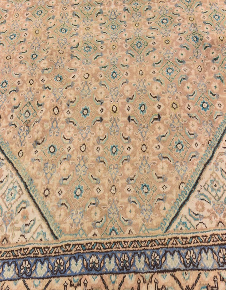 Detail image of  9' 8 x 12' 8  Hand Knotted Farahan Persian Wool Rug