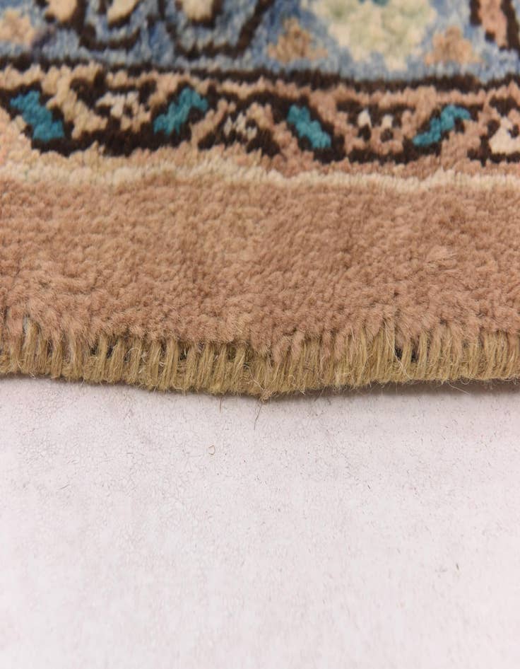 Detail image of  9' 8 x 12' 8  Hand Knotted Farahan Persian Wool Rug