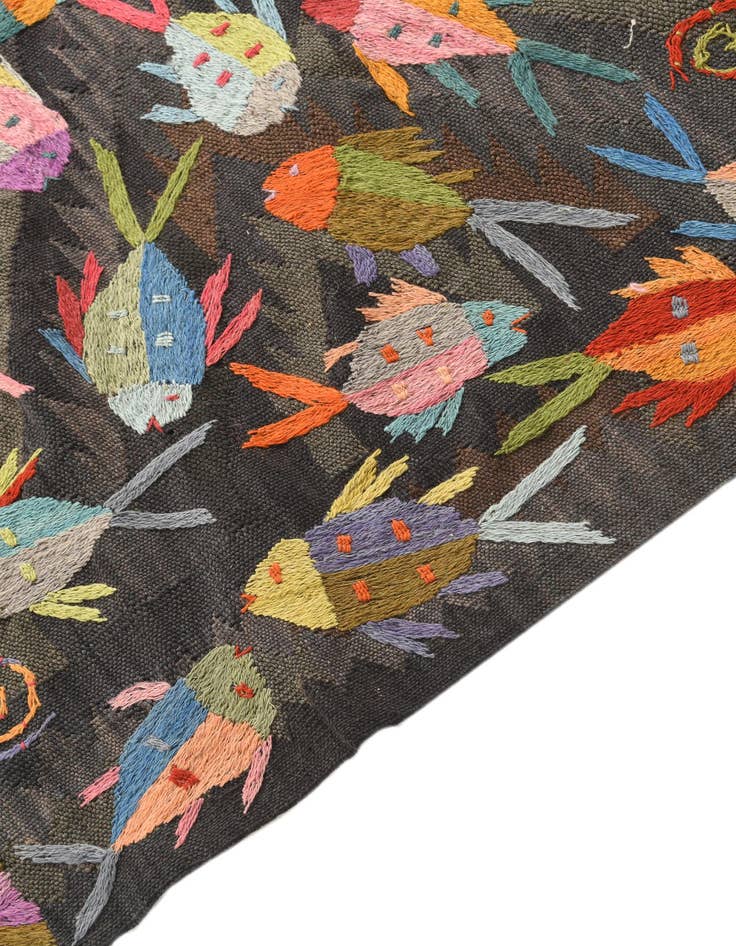 Detail image of  5' 4 x 8'  Hand Woven Kilim Suzani Wool Rug