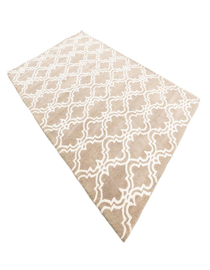 Detail image of  5' 2 x 8' Luna Rug