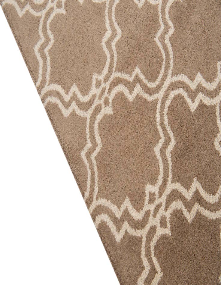 Detail image of  5' x 8' 1 Luna Rug