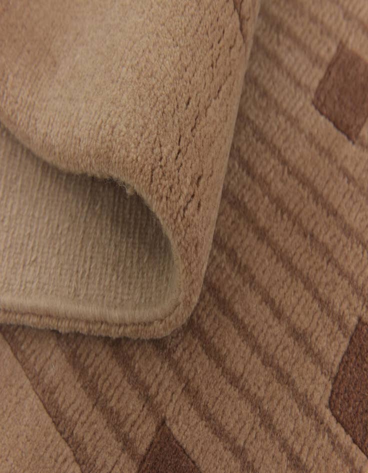 Detail image of  4' 10 x 6' 7  Hand Knotted Nepal Wool Rug