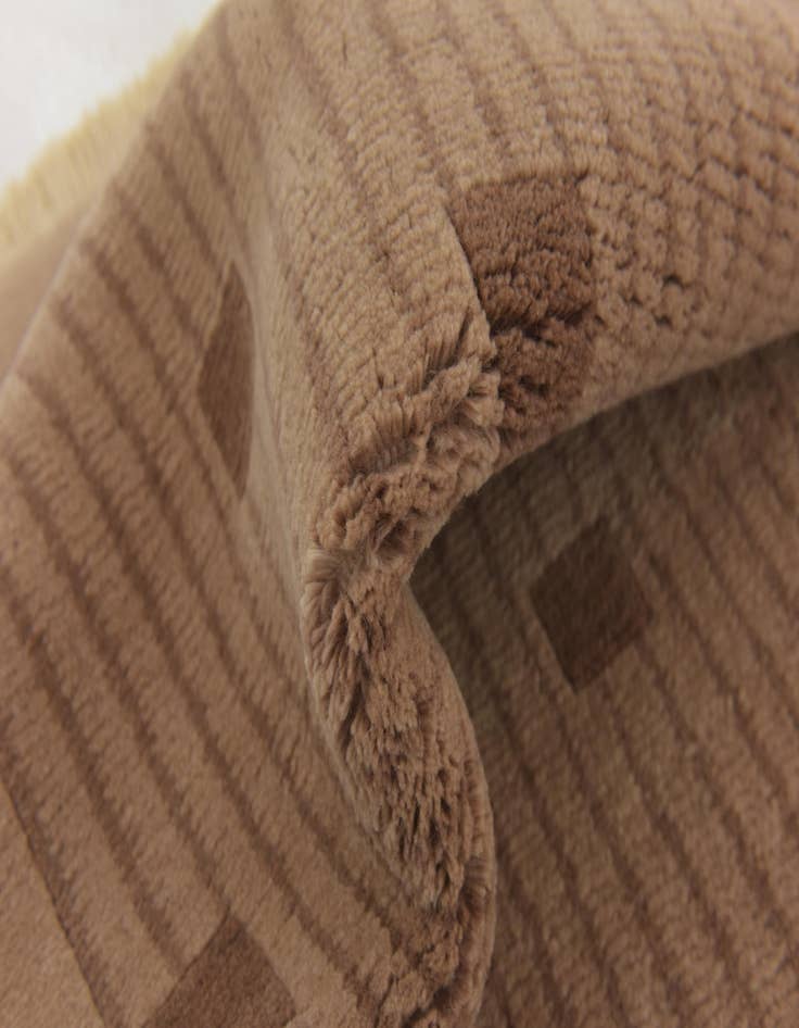 Detail image of  4' 10 x 6' 7  Hand Knotted Nepal Wool Rug