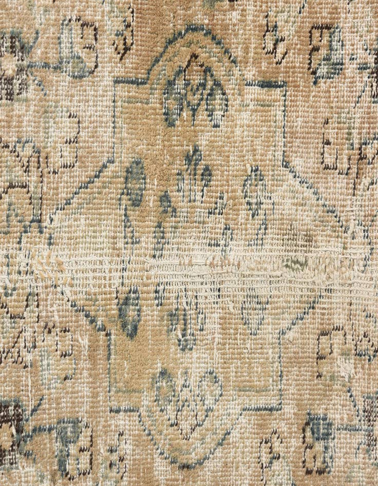 Detail image of  8' 8 x 12'  Hand Knotted Ultra Vintage Persian Wool Rug