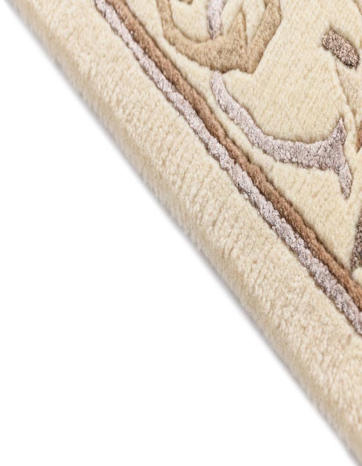 Detail image of  2' 9 x 9' 10 Darya Runner Rug