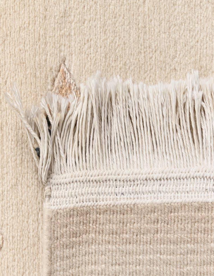 Detail image of  2' 8 x 9' 8 Darya Runner Rug