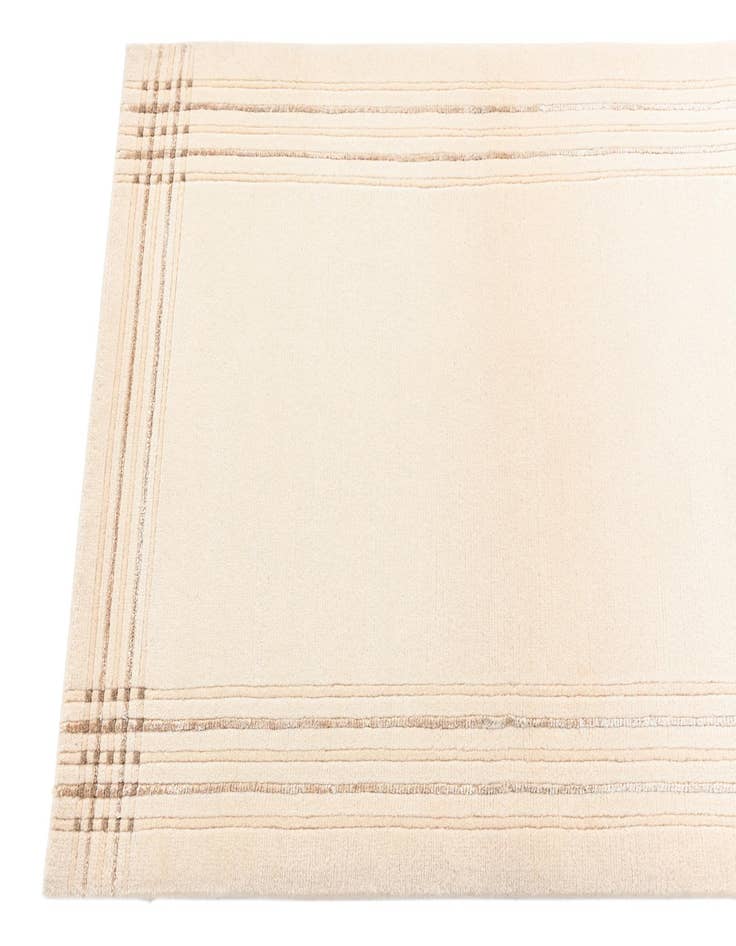 Detail image of  2' 8 x 9' 6 Darya Runner Rug