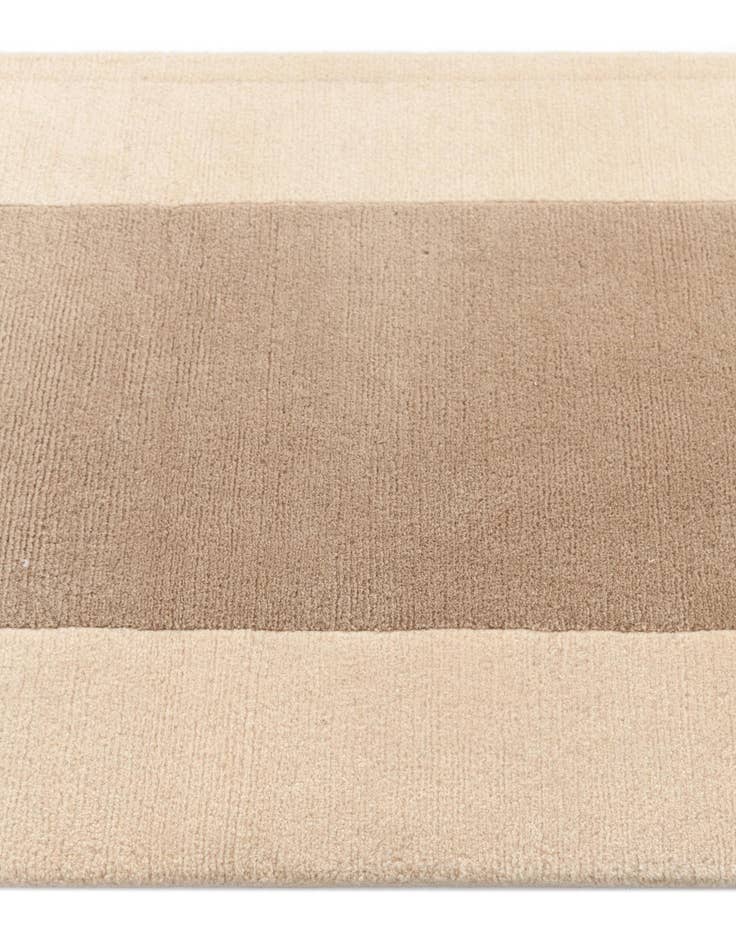 Detail image of  2' 7 x 13' Darya Runner Rug