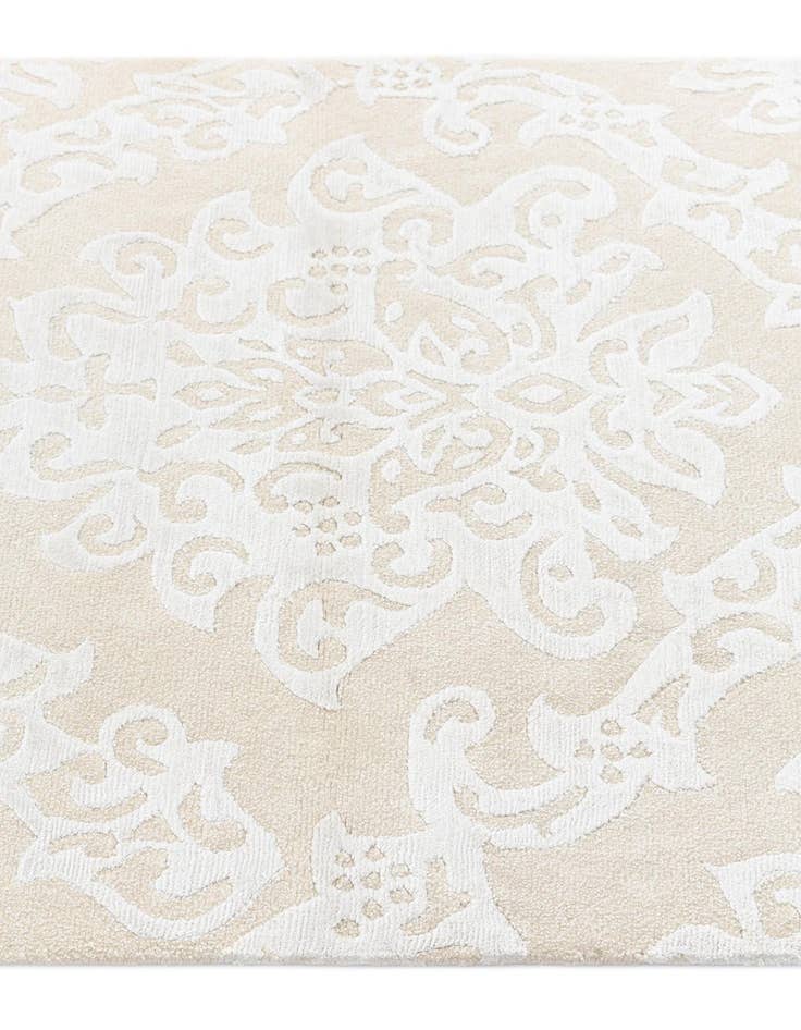 Detail image of  2' 8 x 13' Darya Runner Rug