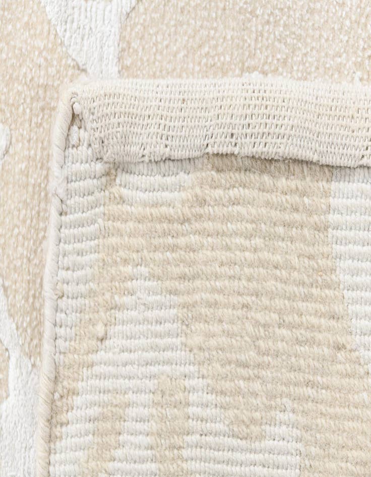 Detail image of  2' 8 x 13' Darya Runner Rug