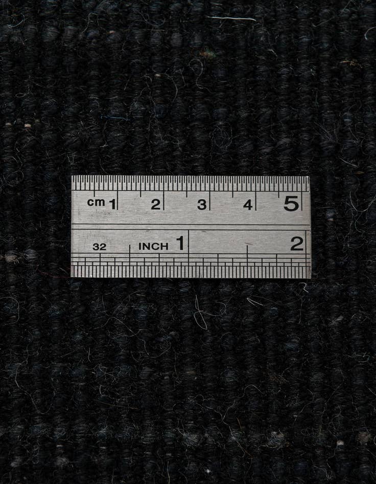 Detail image of  6' 9 x 10'  Hand Knotted Darya Wool Rug