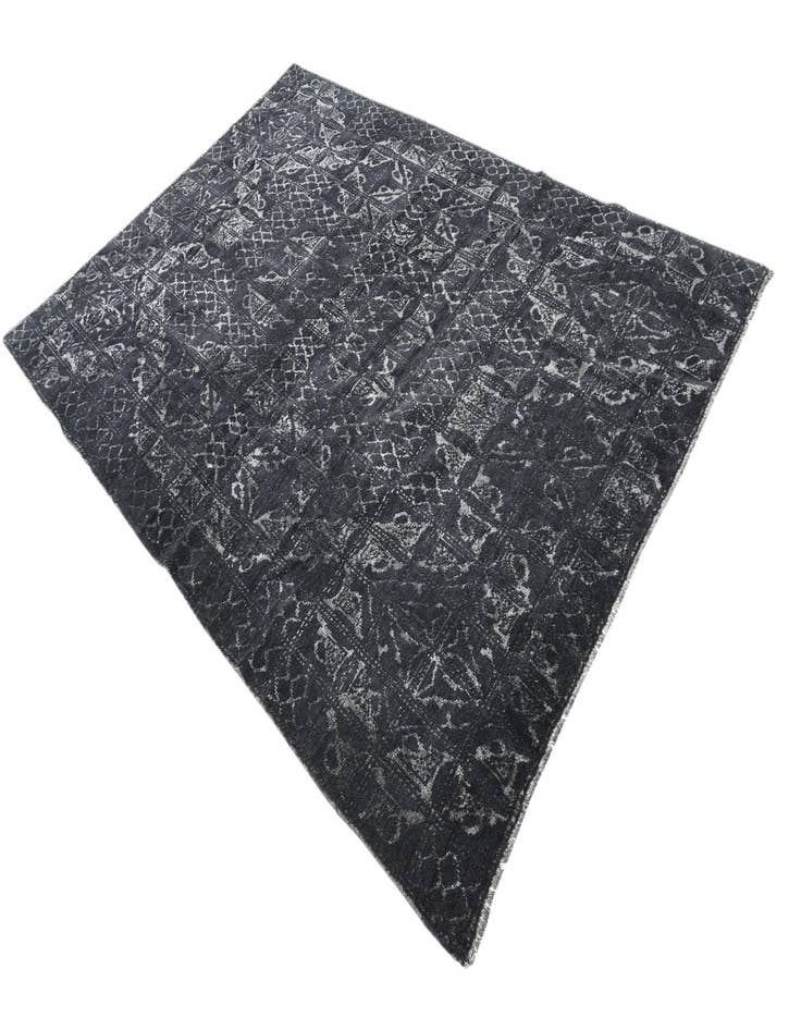 Detail image of  6' x 9'  Hand Knotted Darya Rug