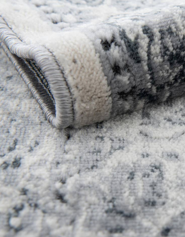 Detail image of  6' x 9' Eliza Rug