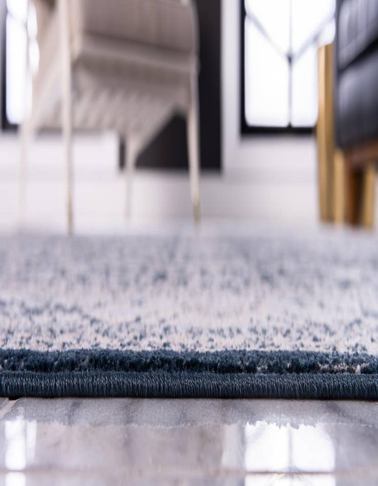 Detail image of  7' 10 x 11' Estate Rug