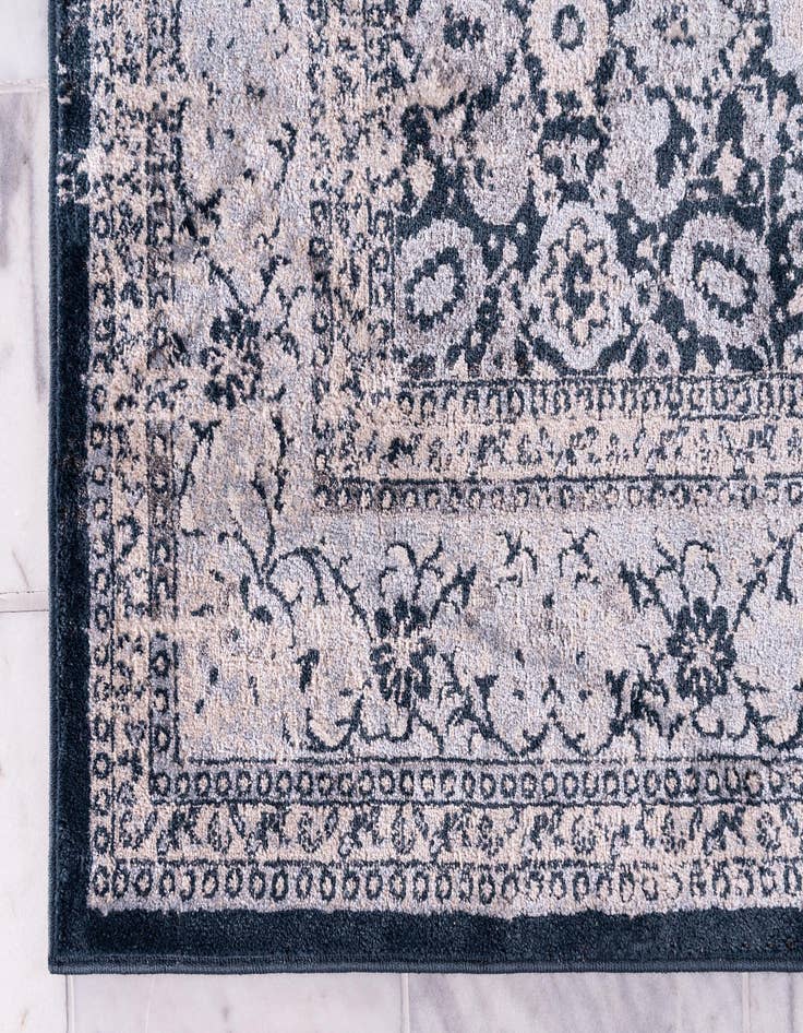 Detail image of  7' 10 x 11' Estate Rug