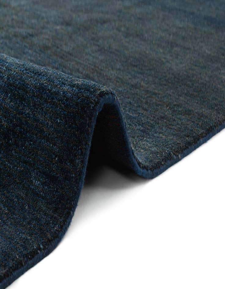 Detail image of  6' 11 x 9' 9 Gabbeh Shouli Rug