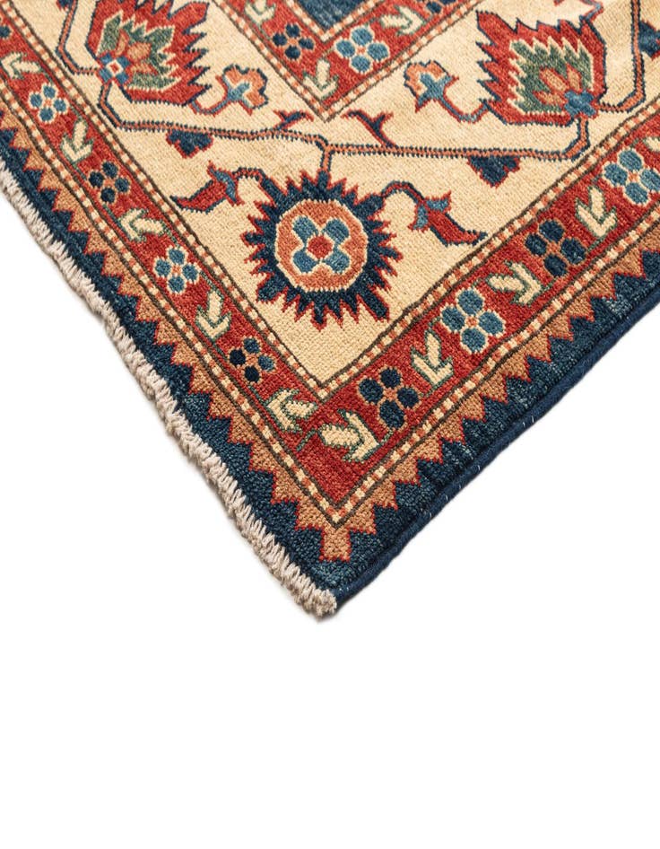 Detail image of  8' 8 x 12' Ghazni Diyar Rug
