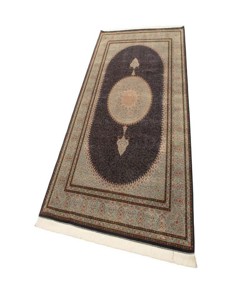 Detail image of  6' 6 x 9' 9 Ghom Design Rug