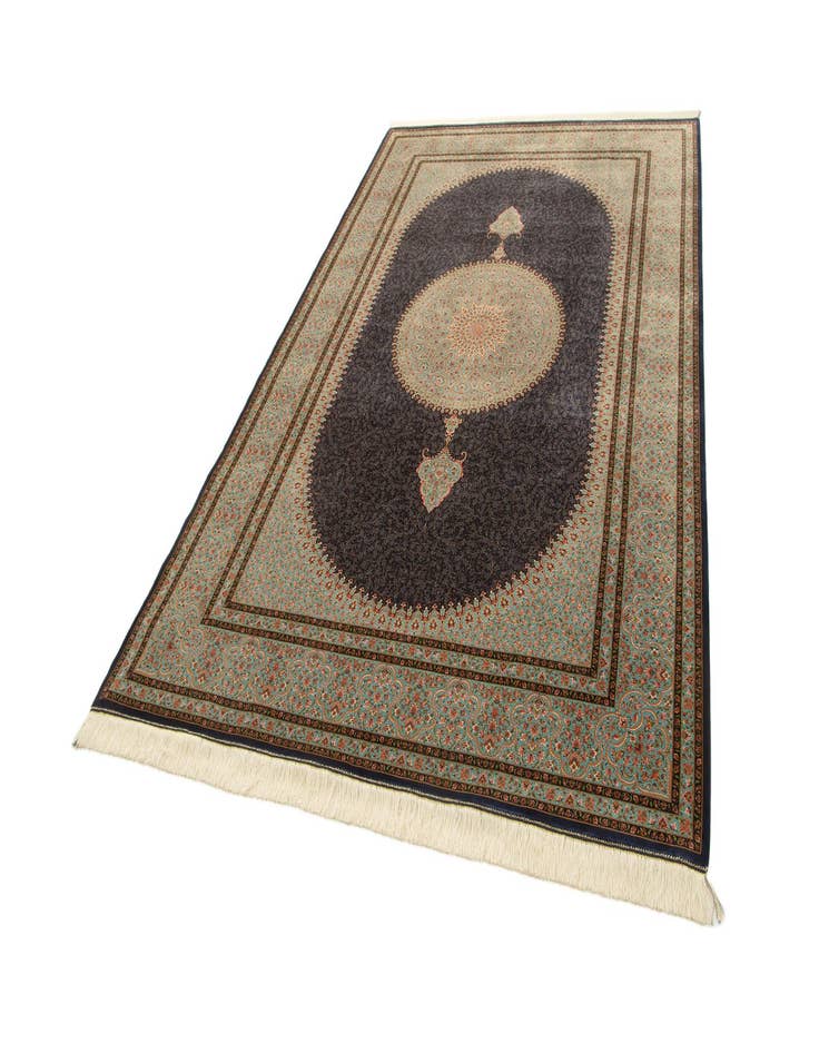 Detail image of  6' 6 x 9' 9 Ghom Design Rug