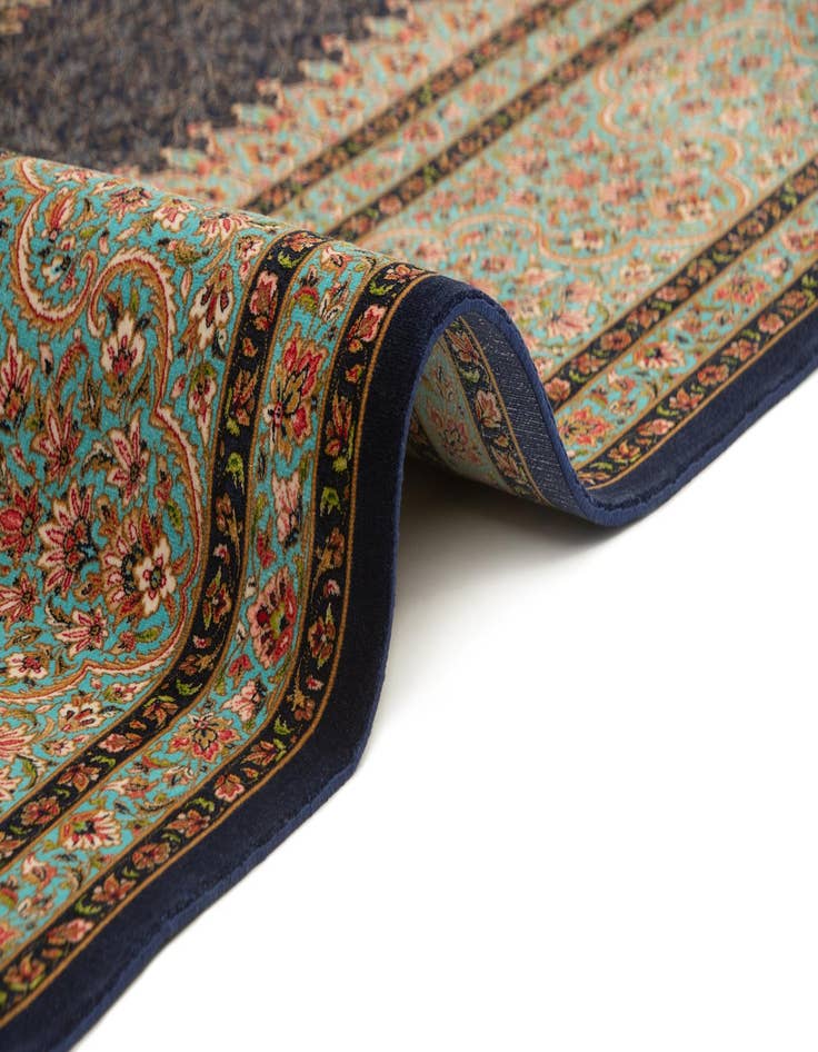 Detail image of  6' 6 x 9' 9 Ghom Design Rug