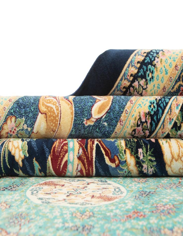 Detail image of  6' 6 x 9' 8 Ghom Design Rug