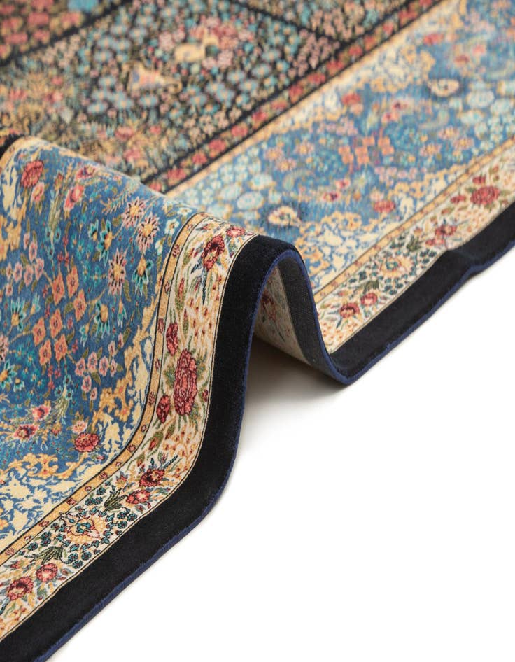 Detail image of  6' 7 x 9' 7 Ghom Design Rug