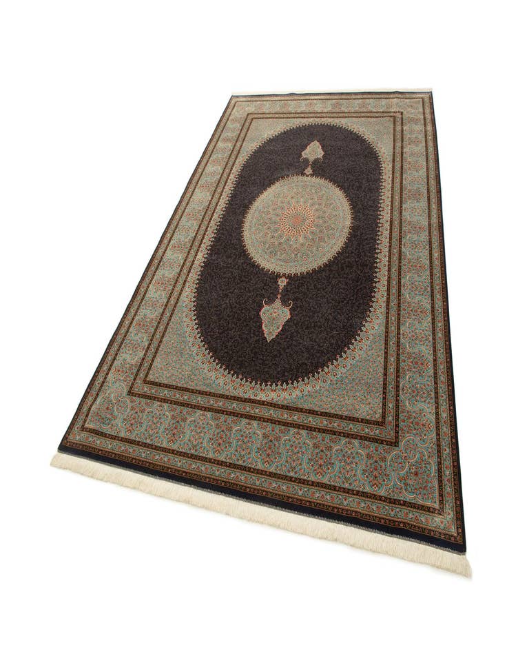 Detail image of  8' x 11' 4 Ghom Design Rug