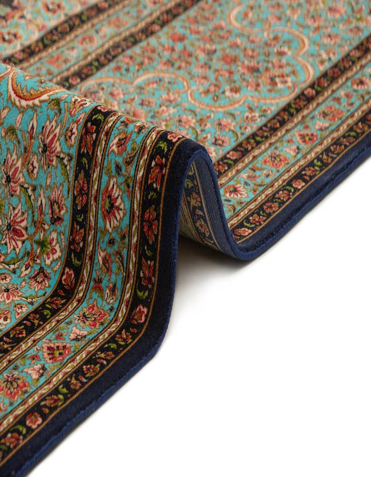 Detail image of  8' x 11' 4 Ghom Design Rug