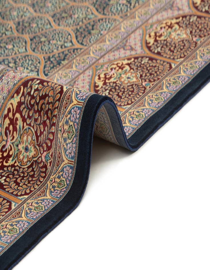 Detail image of  6' 6 x 9' 7 Ghom Design Rug