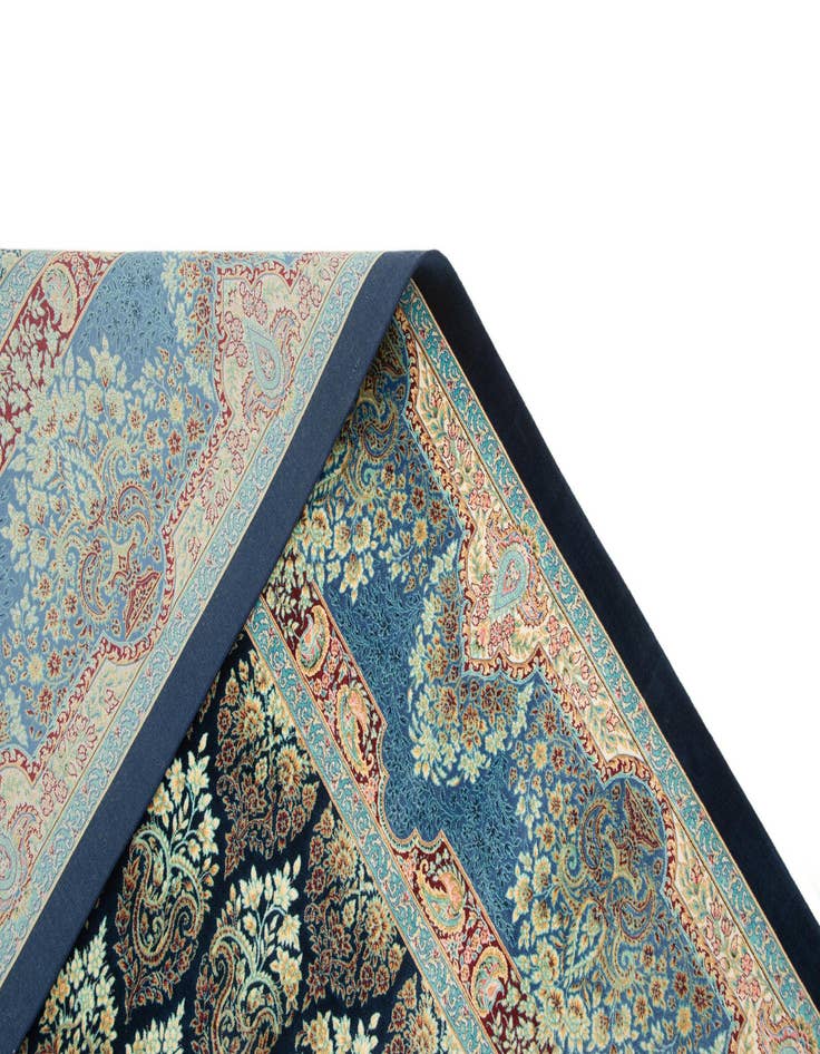 Detail image of  6' 6 x 9' 9 Ghom Design Rug