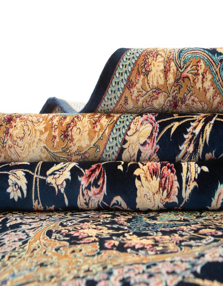 Detail image of  6' 6 x 9' 7 Ghom Design Rug