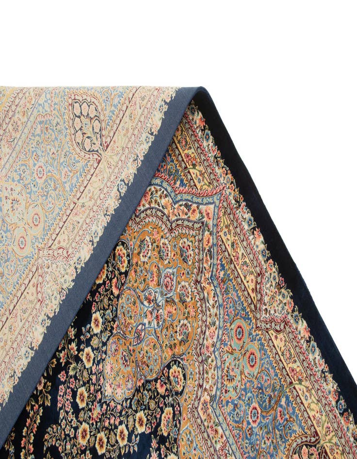 Detail image of  6' 6 x 9' 7 Ghom Design Rug