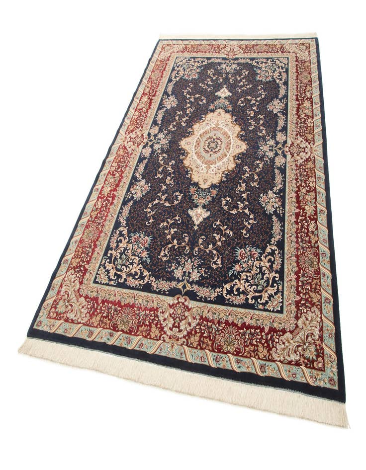 Detail image of  6' 6 x 9' 7 Ghom Design Rug