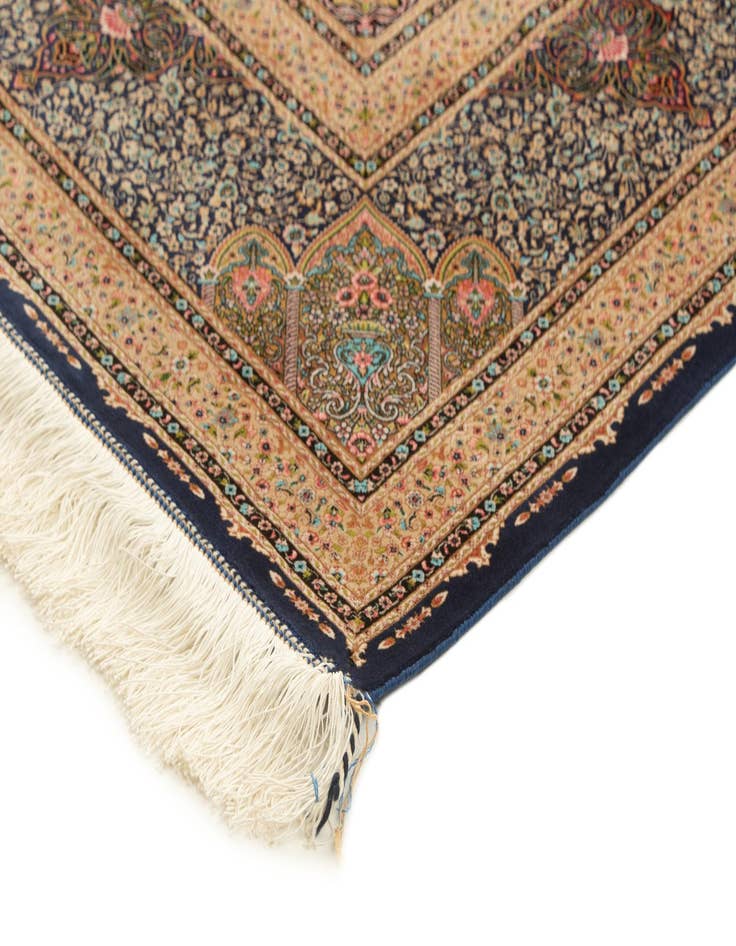 Detail image of  6' 4 x 9' 11 Ghom Design Rug