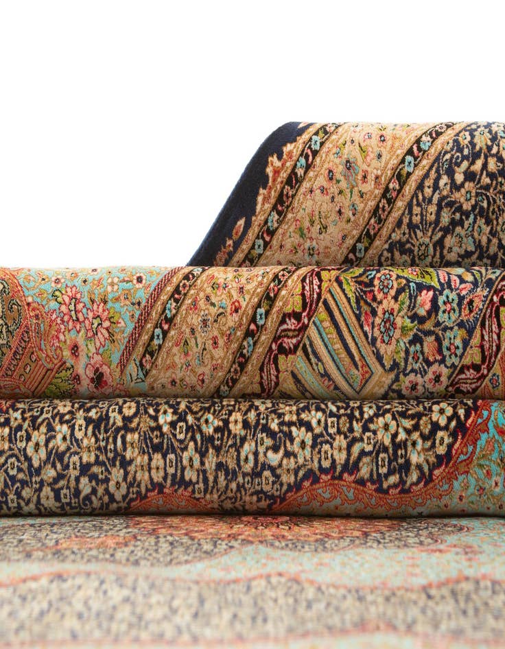 Detail image of  6' 4 x 9' 11 Ghom Design Rug